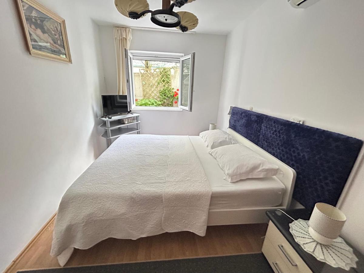 Apartments Sanda Промайна Екстер'єр фото