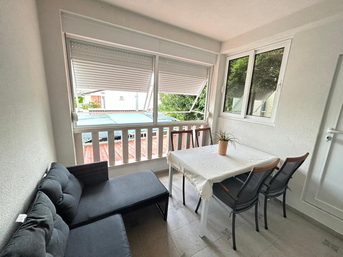 Apartments Sanda Промайна Екстер'єр фото